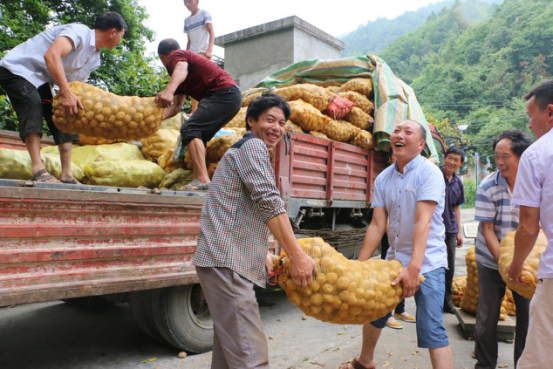 ʯ���򣺶������������չ� ũ�����ϡ������衱